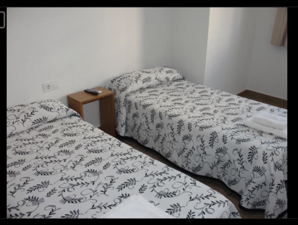 Habitacions Casa Roberto Онтиниент Екстериор снимка